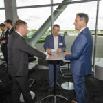 Michael Kretschmer, Ministerpräsident des Freistaates Sachsen, Gerd Rupp, Vorsitzender der Geschäftsführung Porsche Leipzig GmbH, Hans-Peter Kemser, Werkleiter BMW Werk Leipzig